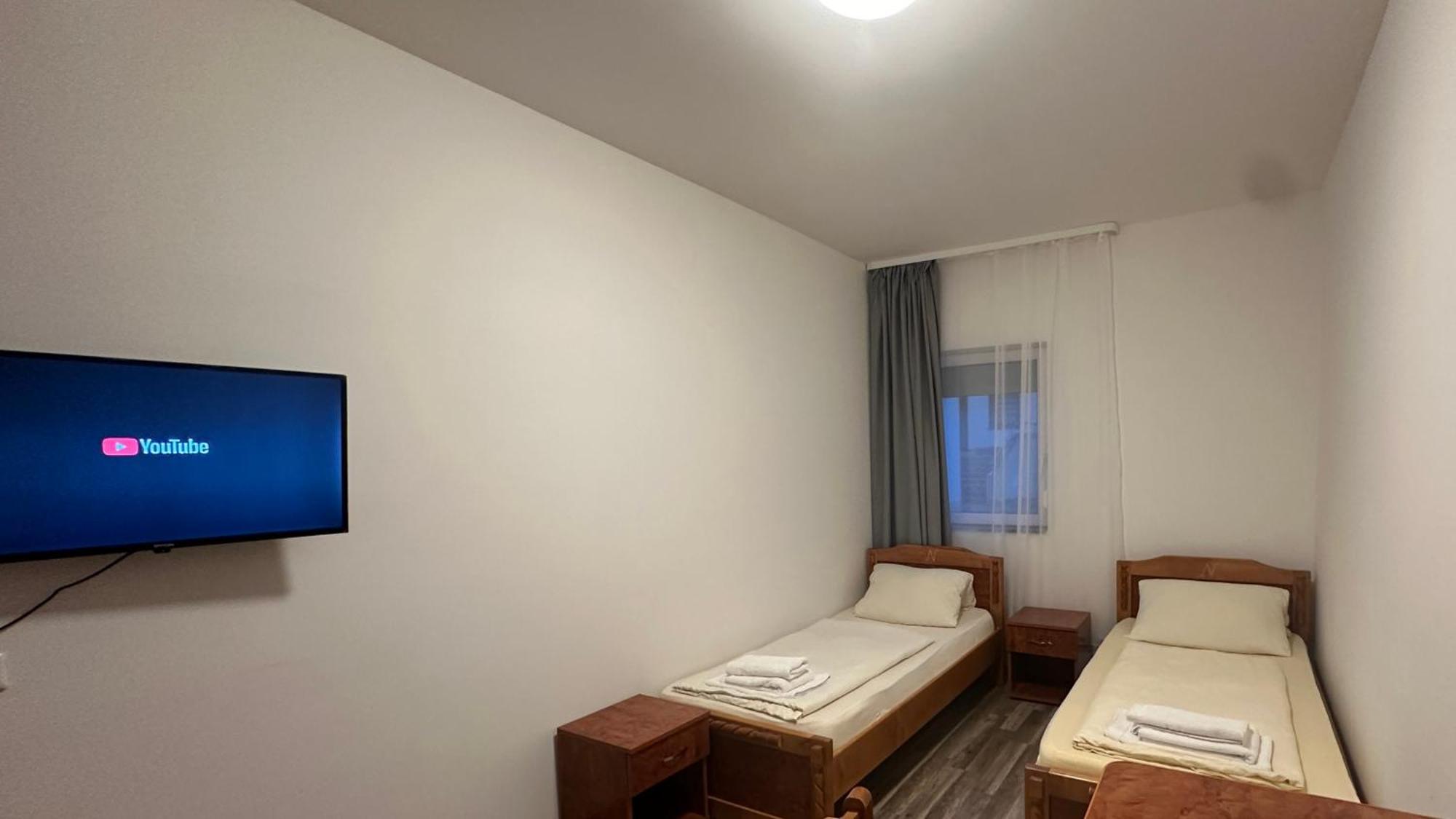 Schoene Hostel Mit Eigene Parking Netflix Youtube Nuremberg Extérieur photo